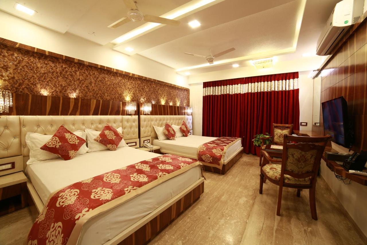 เชอราโทน อะ ลักชัวรี โฮเต็ล เมาน์อาบู Hotel เมาท์อาบู ภายนอก รูปภาพ